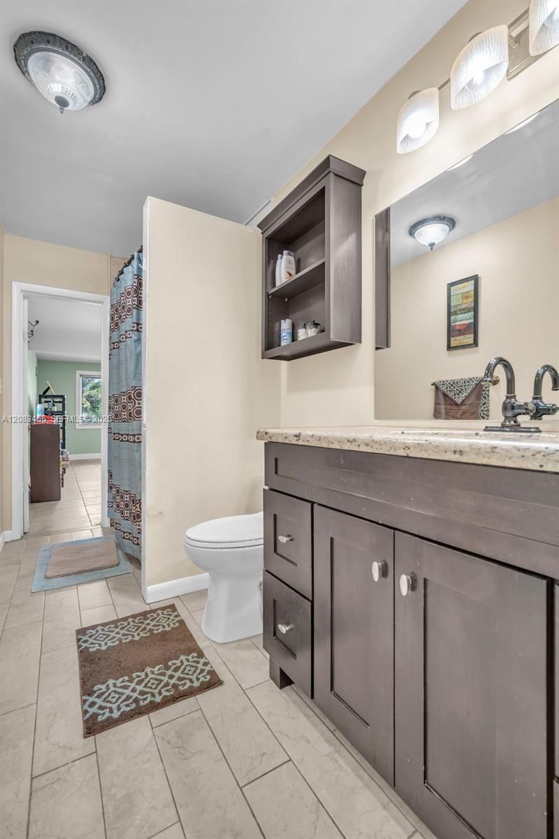 2351 NW 60th Ter, Sunrise, FL 33313 Photo