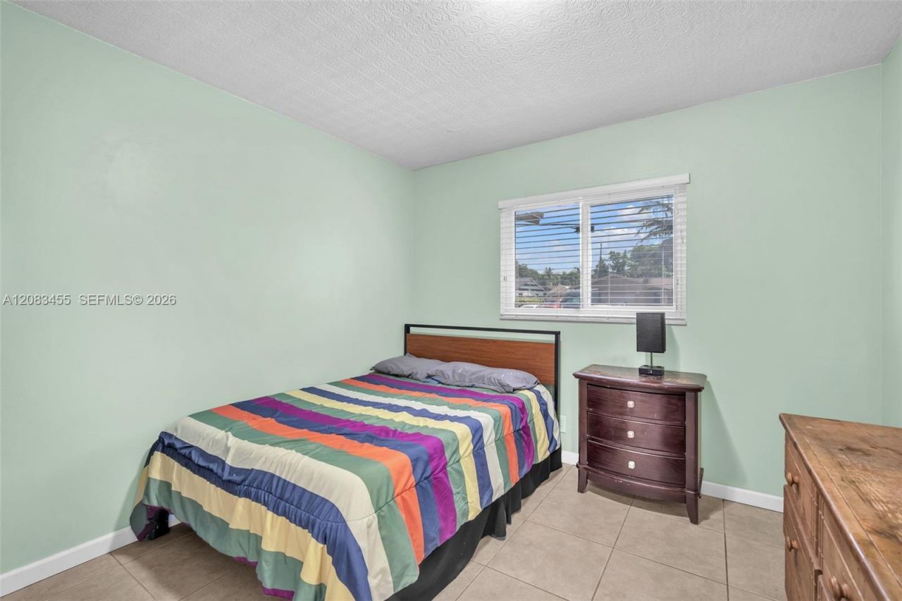 2351 NW 60th Ter, Sunrise, FL 33313 Photo