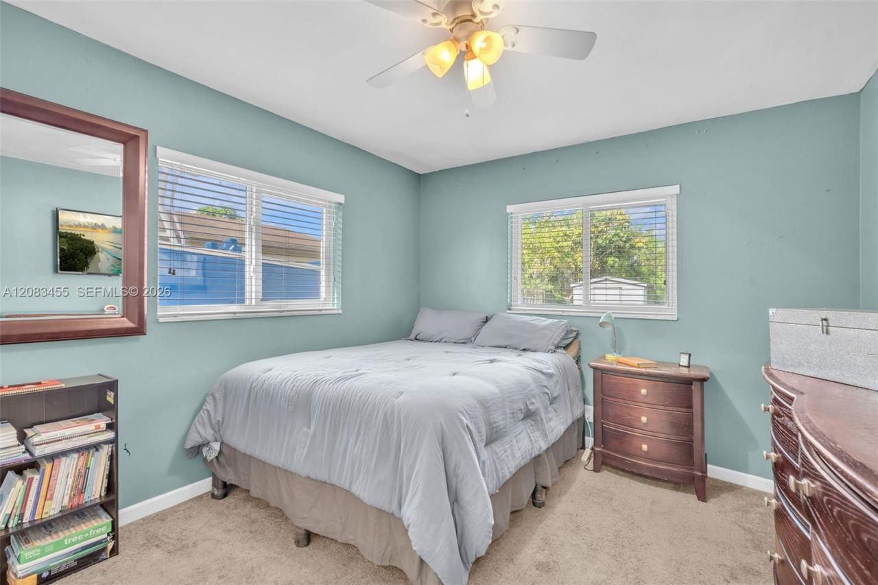 2351 NW 60th Ter, Sunrise, FL 33313 Photo