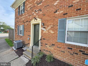 9819 HAGEL CIRCLE , LORTON, VA 22079