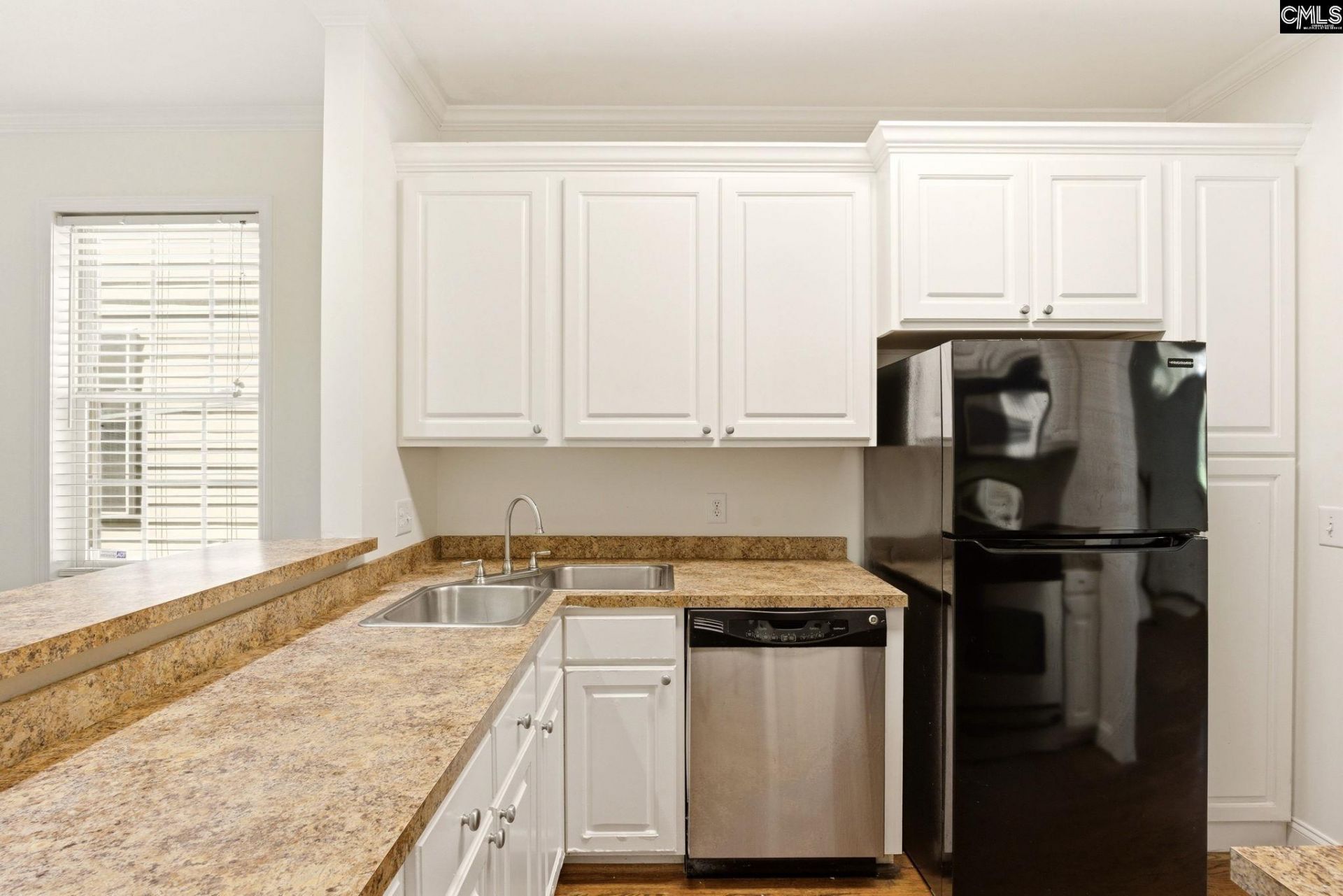 336 Byron Road  Photo 12