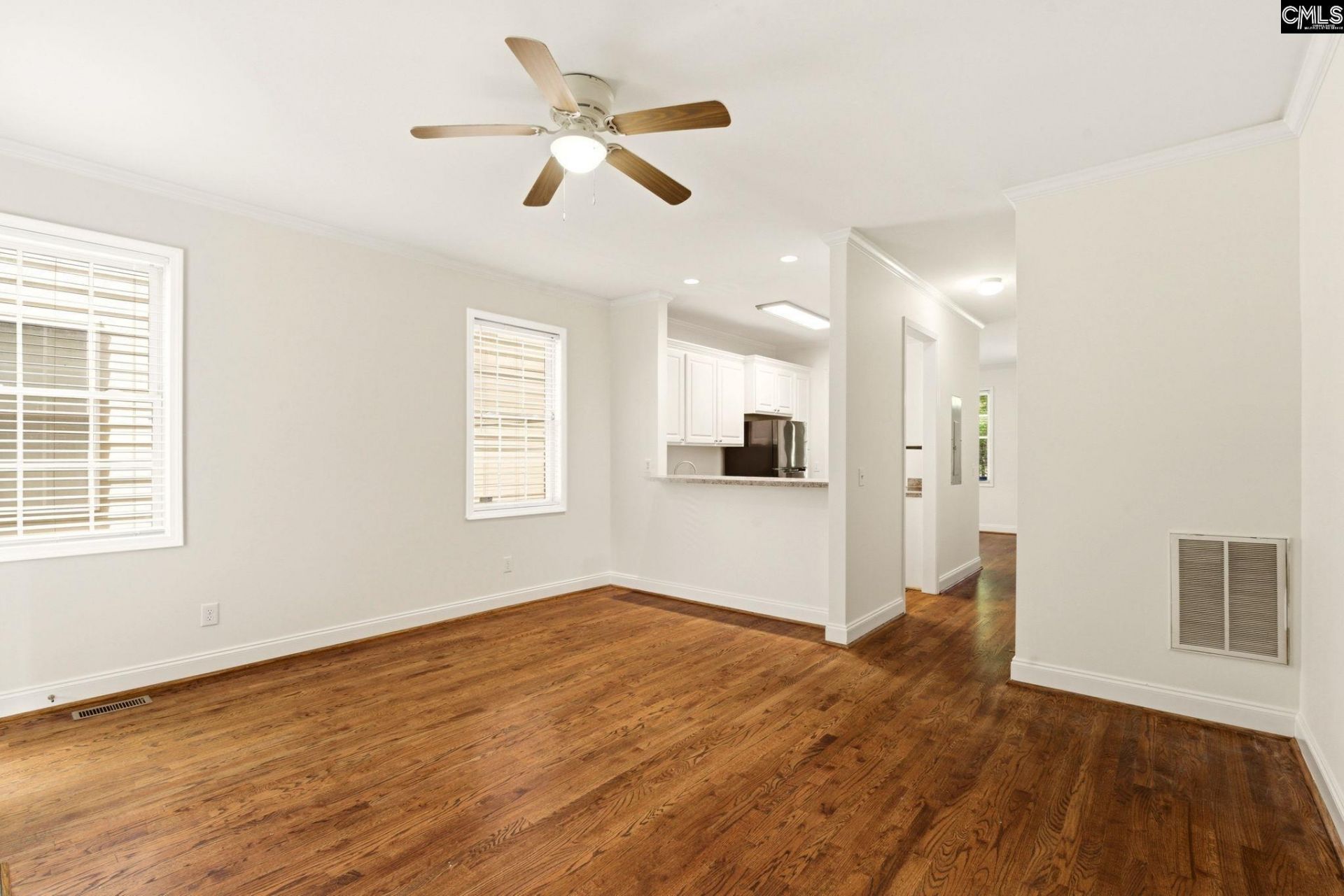 336 Byron Road  Photo 7