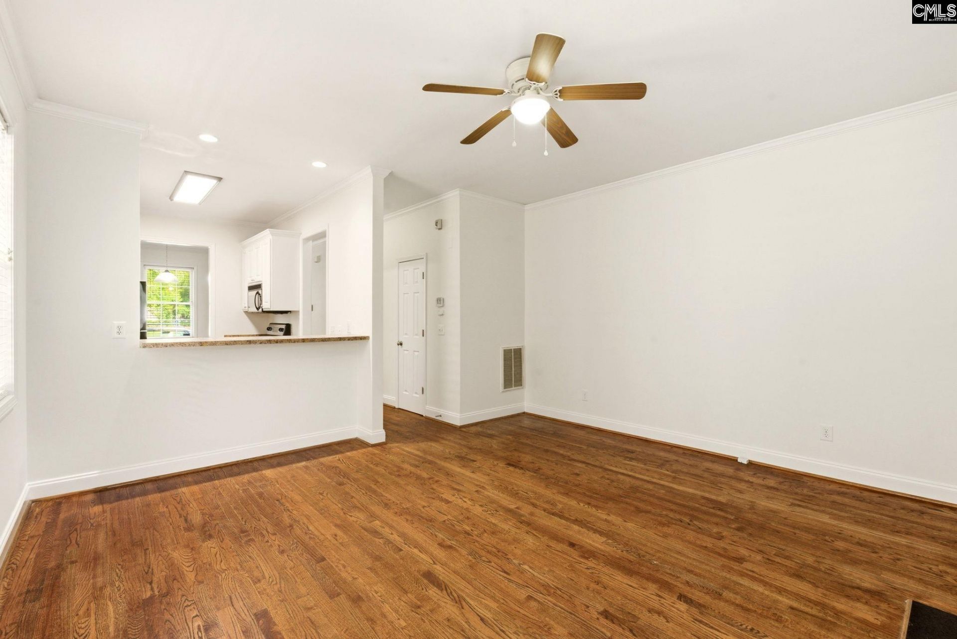 336 Byron Road  Photo 9