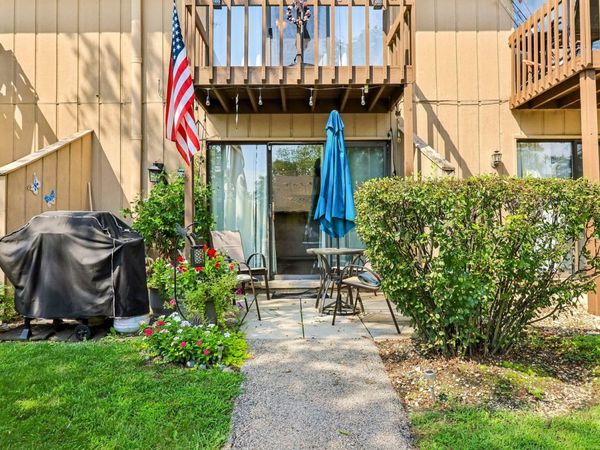 36 Bermuda Colony , Unit 2, Fox Lake, IL 60020