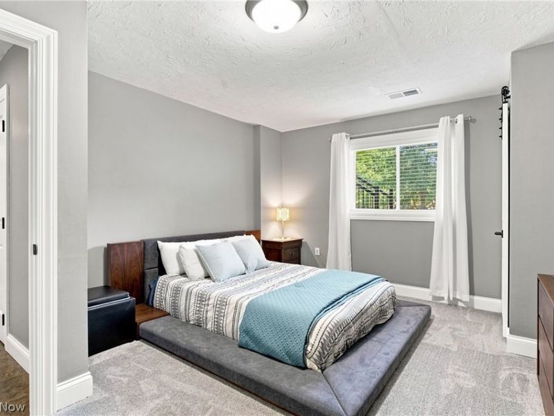 11089 Carriage Hill Drive, Chagrin Falls, OH 44023 Photo 26