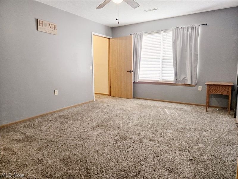 363 Button Avenue, Painesville, OH 44077 Photo 9