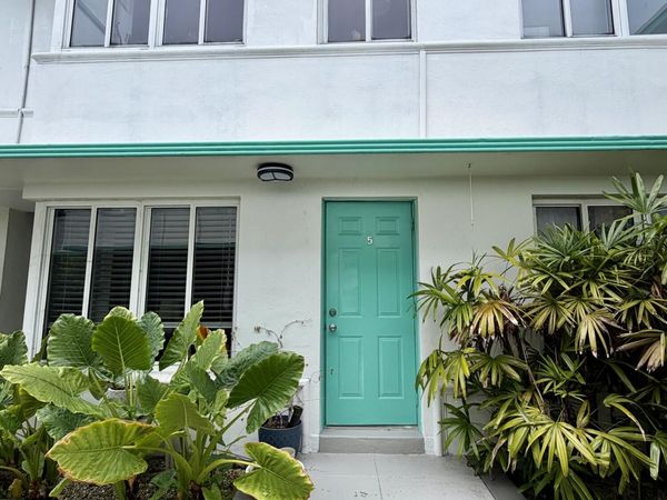 1980 Bay Drive, Unit 5, Miami Beach, FL 33141