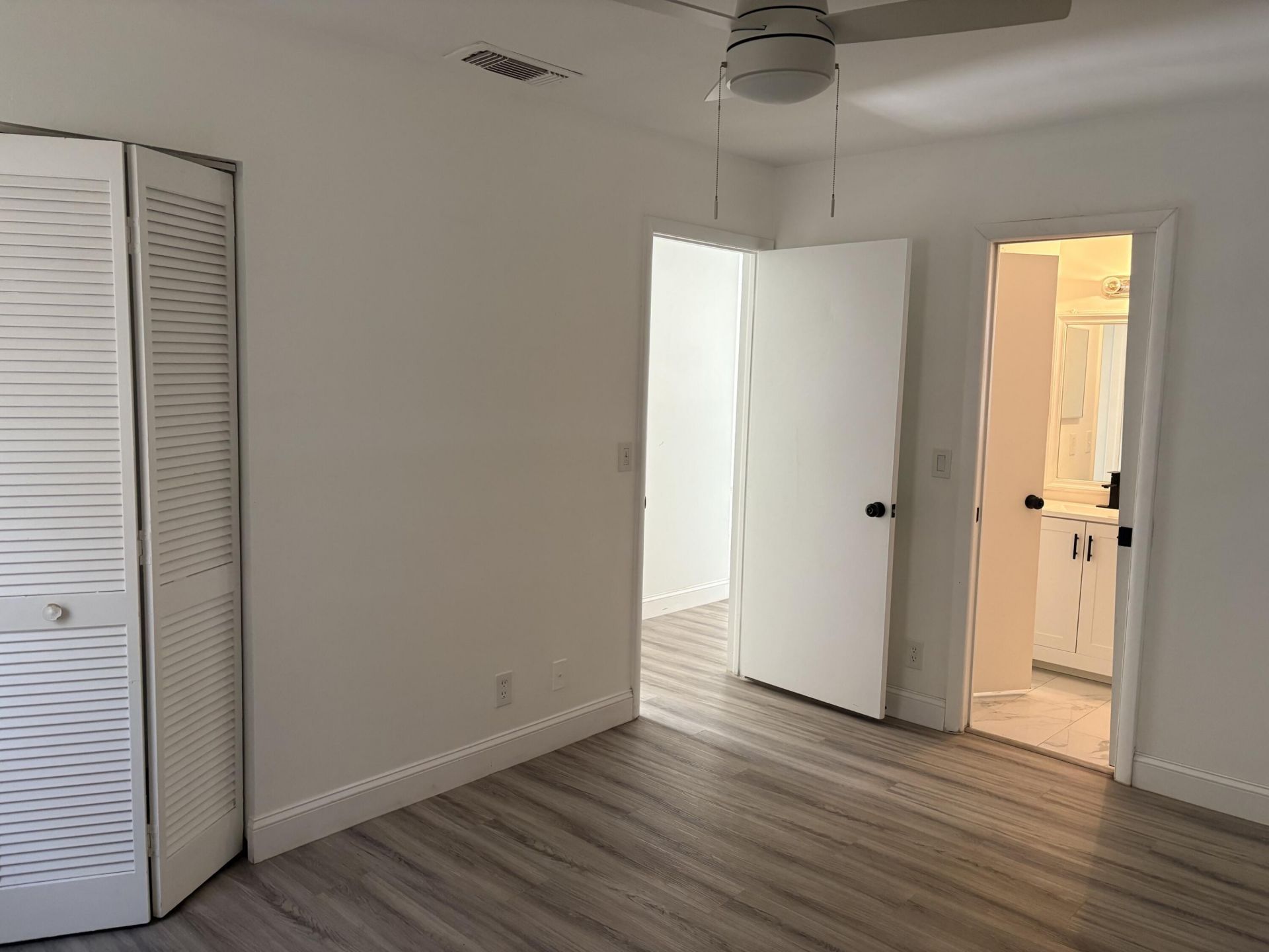 8732 Satalite Terrace, Lake Park, FL 33403 Photo