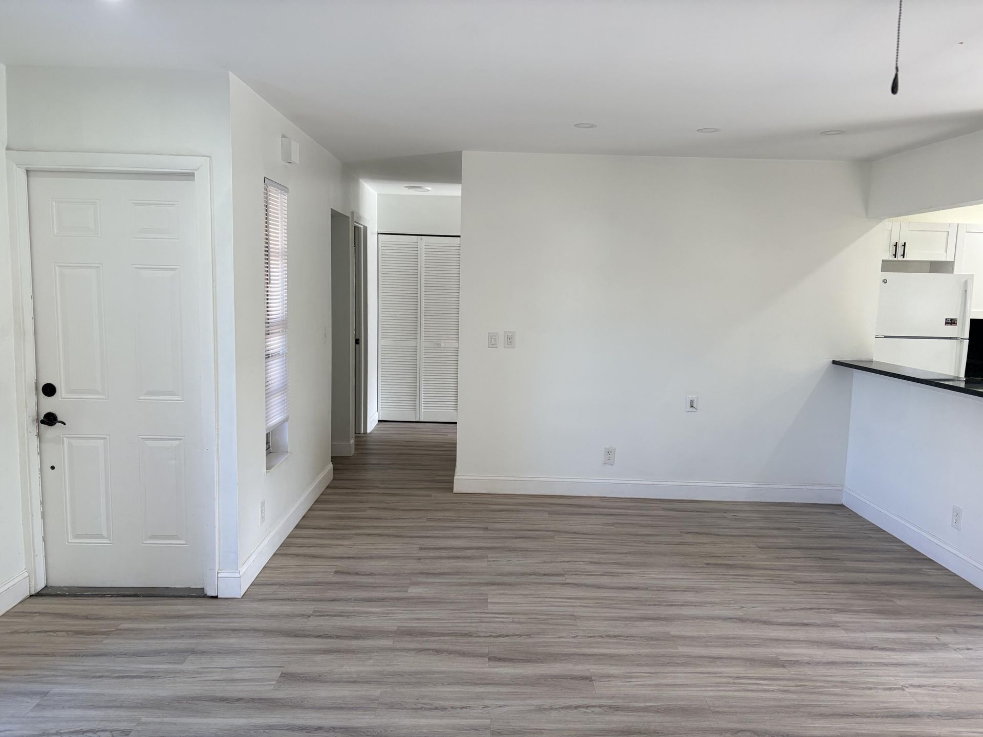 8732 Satalite Terrace, Lake Park, FL 33403 Photo