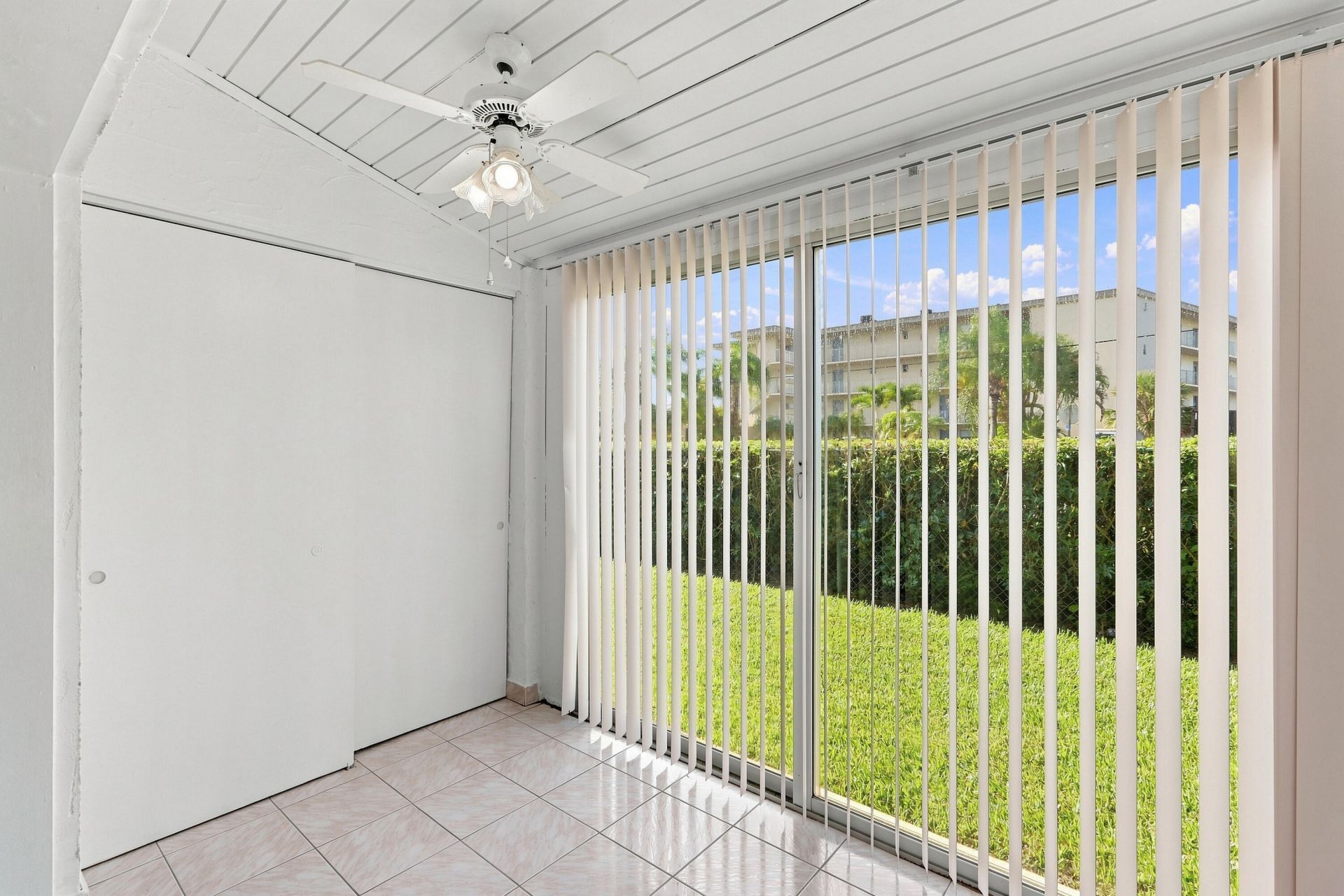 2538 Boundbrook Drive S, Unit 137, West Palm Beach, FL 33406 Photo