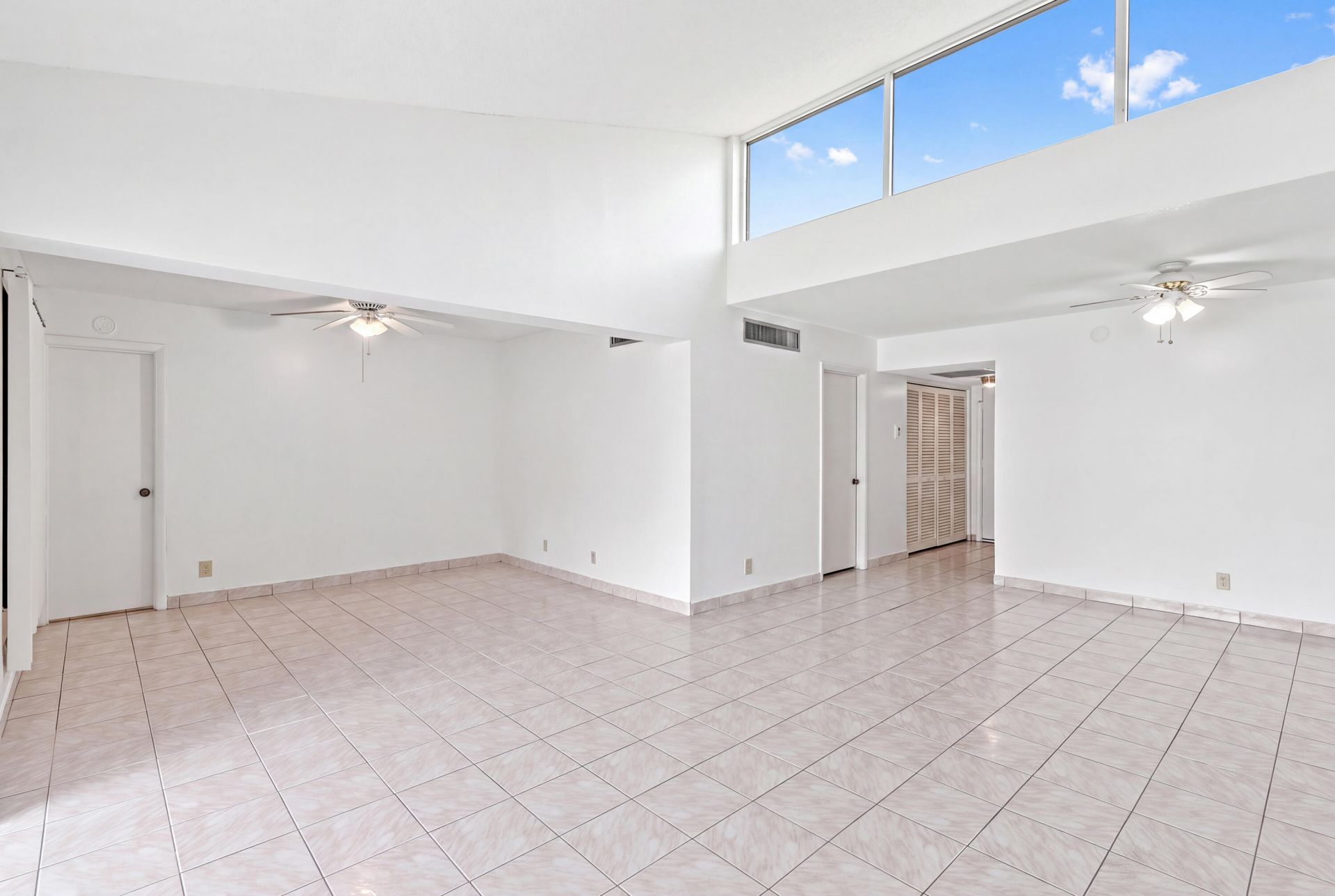 2538 Boundbrook Drive S, Unit 137, West Palm Beach, FL 33406 Photo