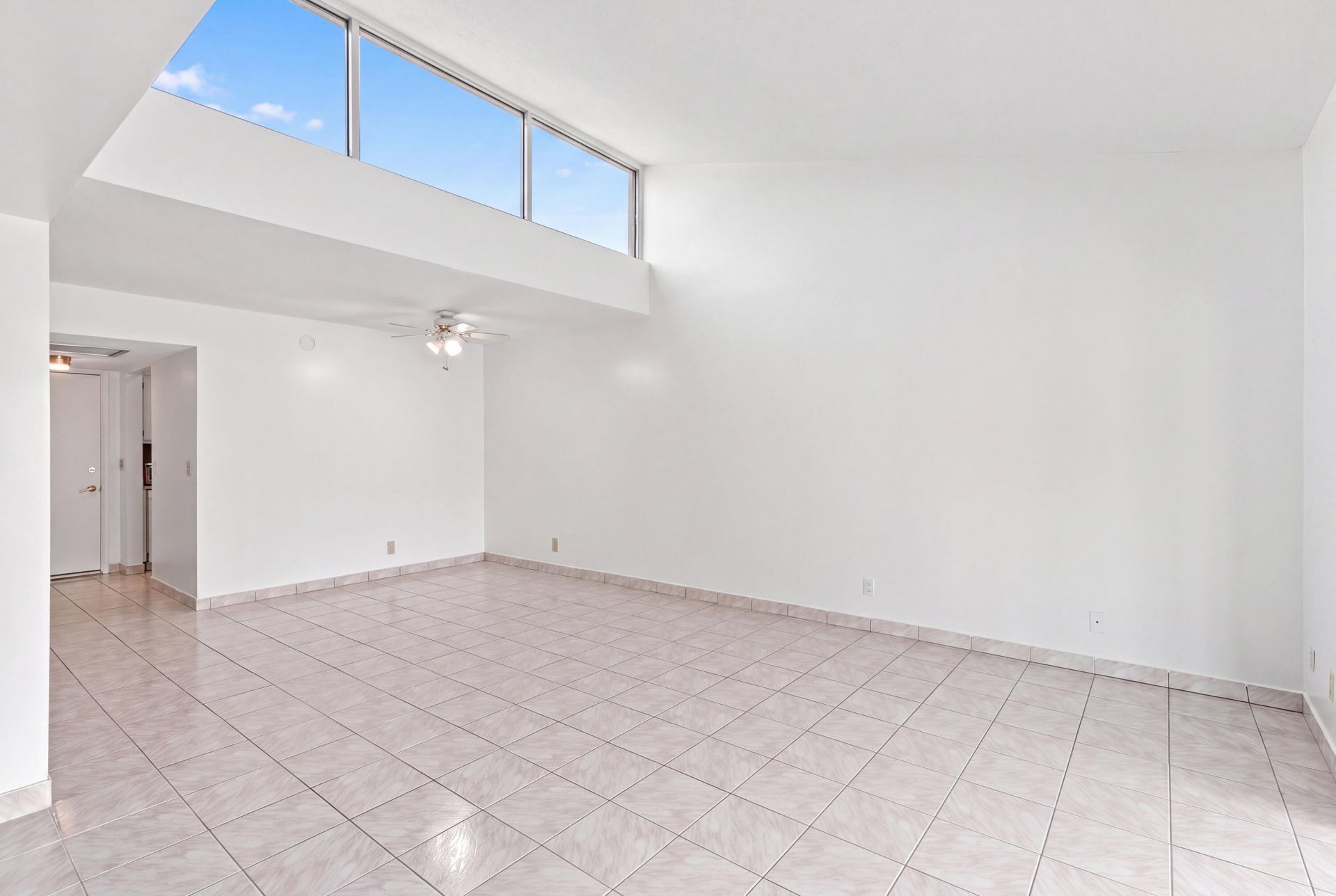 2538 Boundbrook Drive S, Unit 137, West Palm Beach, FL 33406 Photo