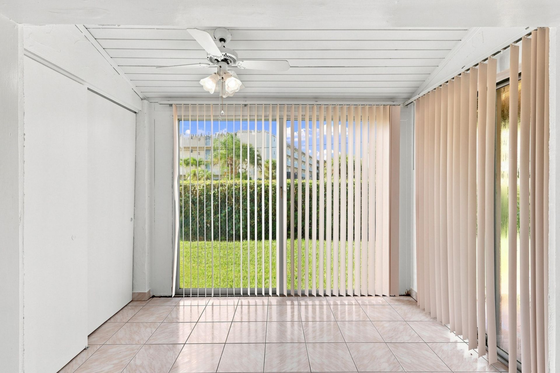 2538 Boundbrook Drive S, Unit 137, West Palm Beach, FL 33406 Photo