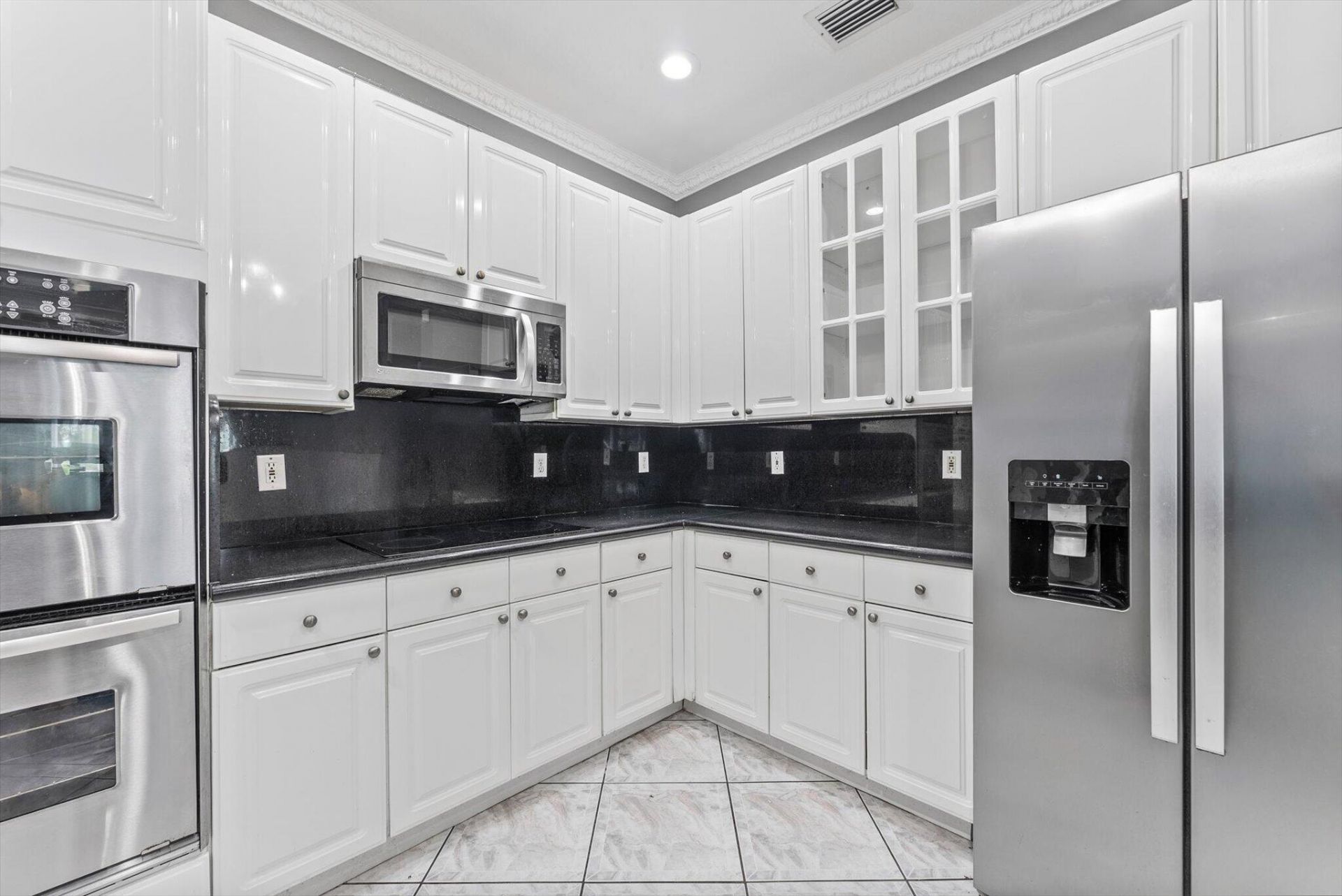 16363 Segovia Circle S, Pembroke Pines, FL 33331 Photo