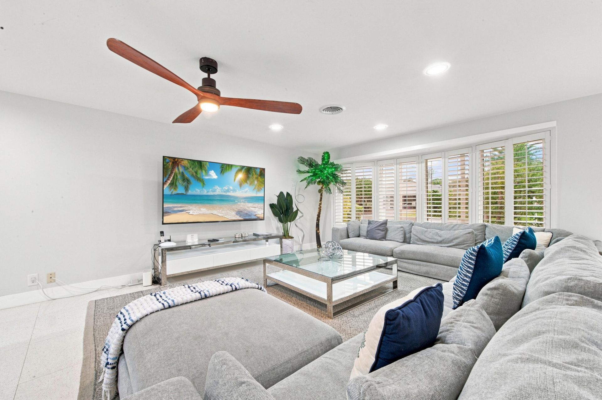 4710 NE 27th Avenue, Fort Lauderdale, FL 33308 Photo