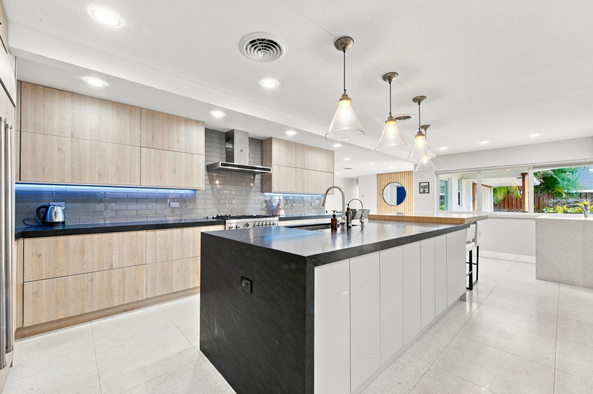 4710 NE 27th Avenue, Fort Lauderdale, FL 33308 Photo