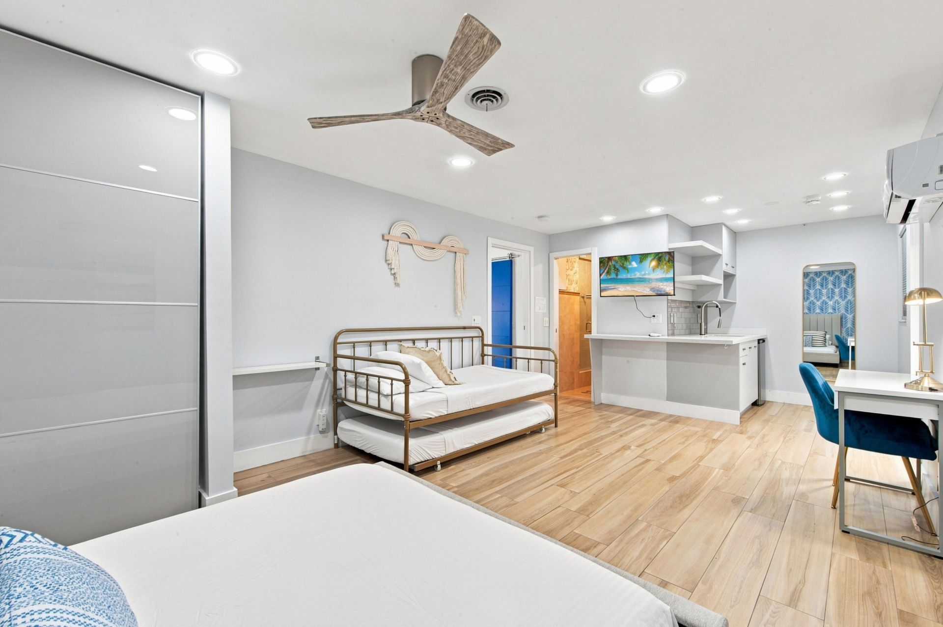 4710 NE 27th Avenue, Fort Lauderdale, FL 33308 Photo