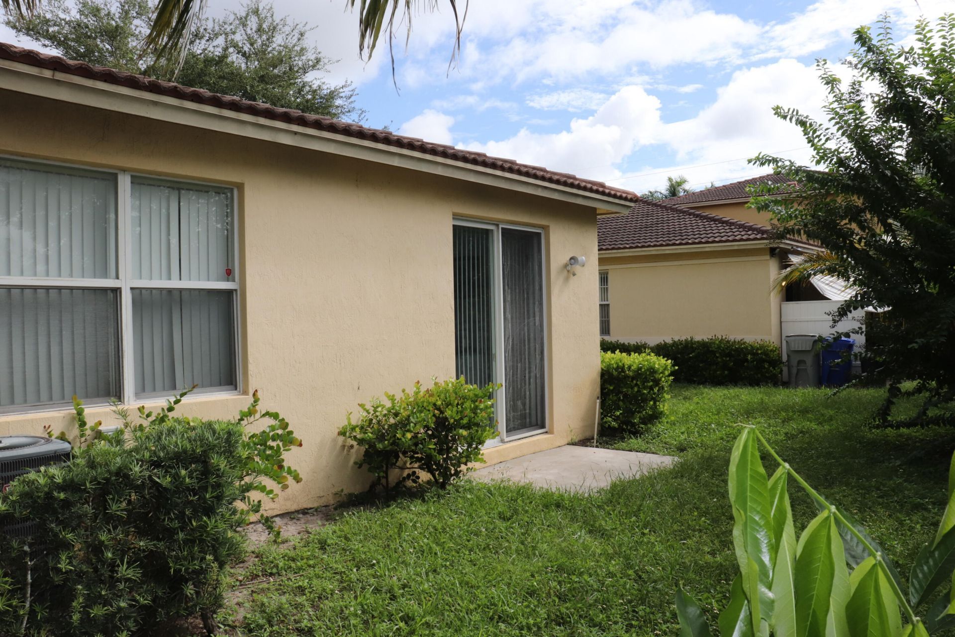 613 NW 21st Avenue, Pompano Beach, FL 33069 Photo