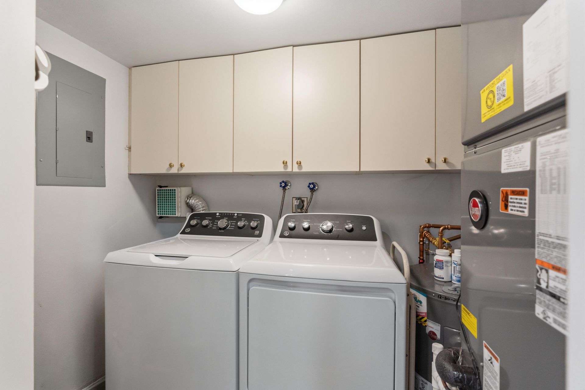 3050 NE 47th Court, Unit 203, Fort Lauderdale, FL 33308 Photo
