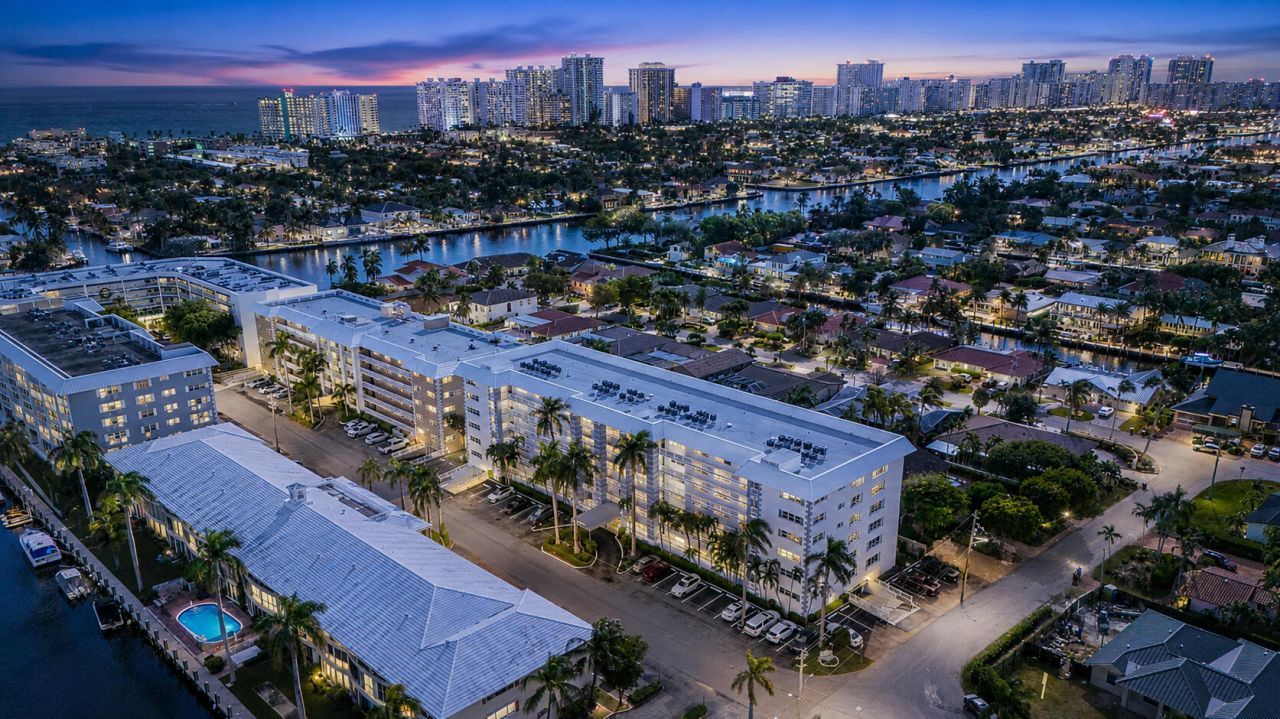 3050 NE 47th Court, Unit 203, Fort Lauderdale, FL 33308 Photo
