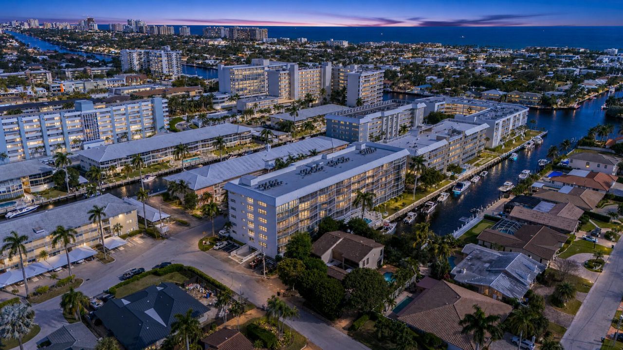 3050 NE 47th Court, Unit 203, Fort Lauderdale, FL 33308 Photo