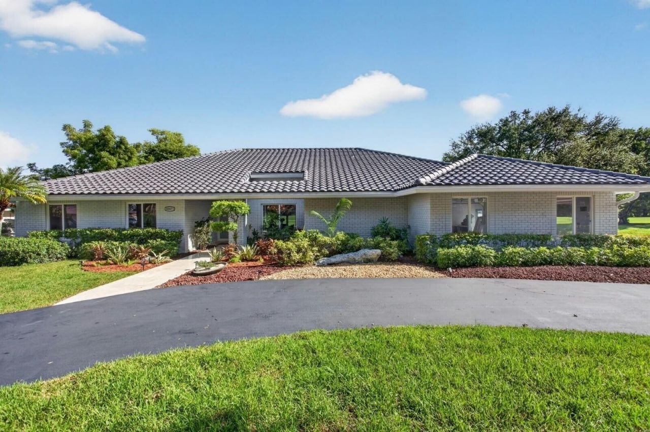 10971 NW 24th Street, Coral Springs, FL 33065 Photo
