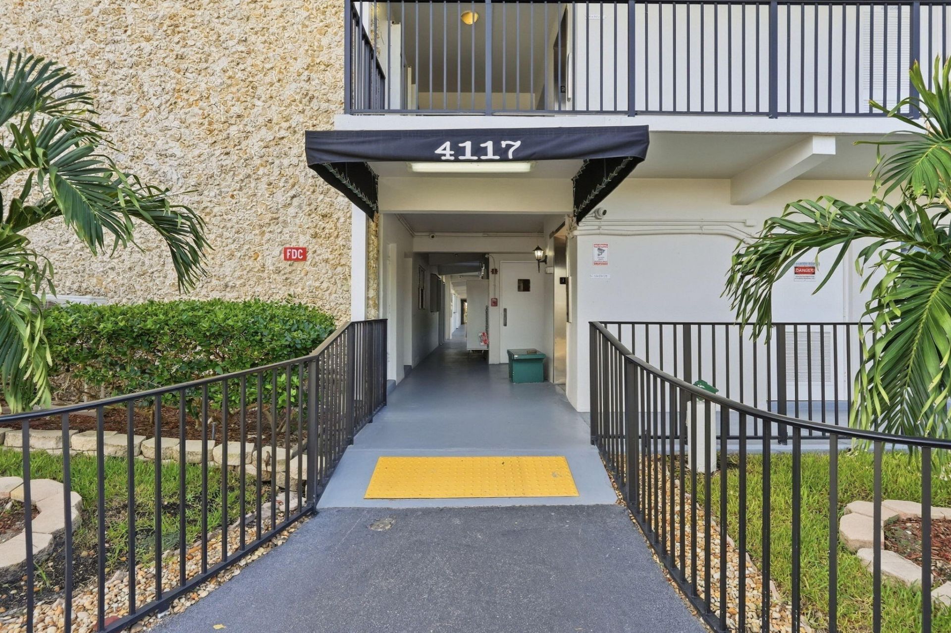 4117 Bougainvilla Drive, Unit 507, Lauderdale by the Sea, FL 33308 Photo