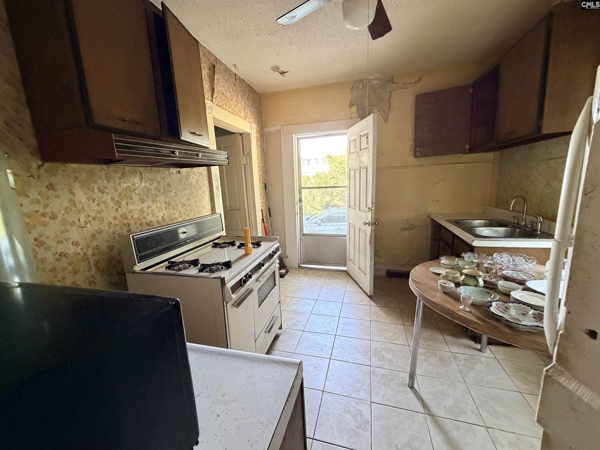2313 Richland Street Photo 8