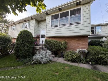 853 Hanover Court, Hazleton, PA 18201