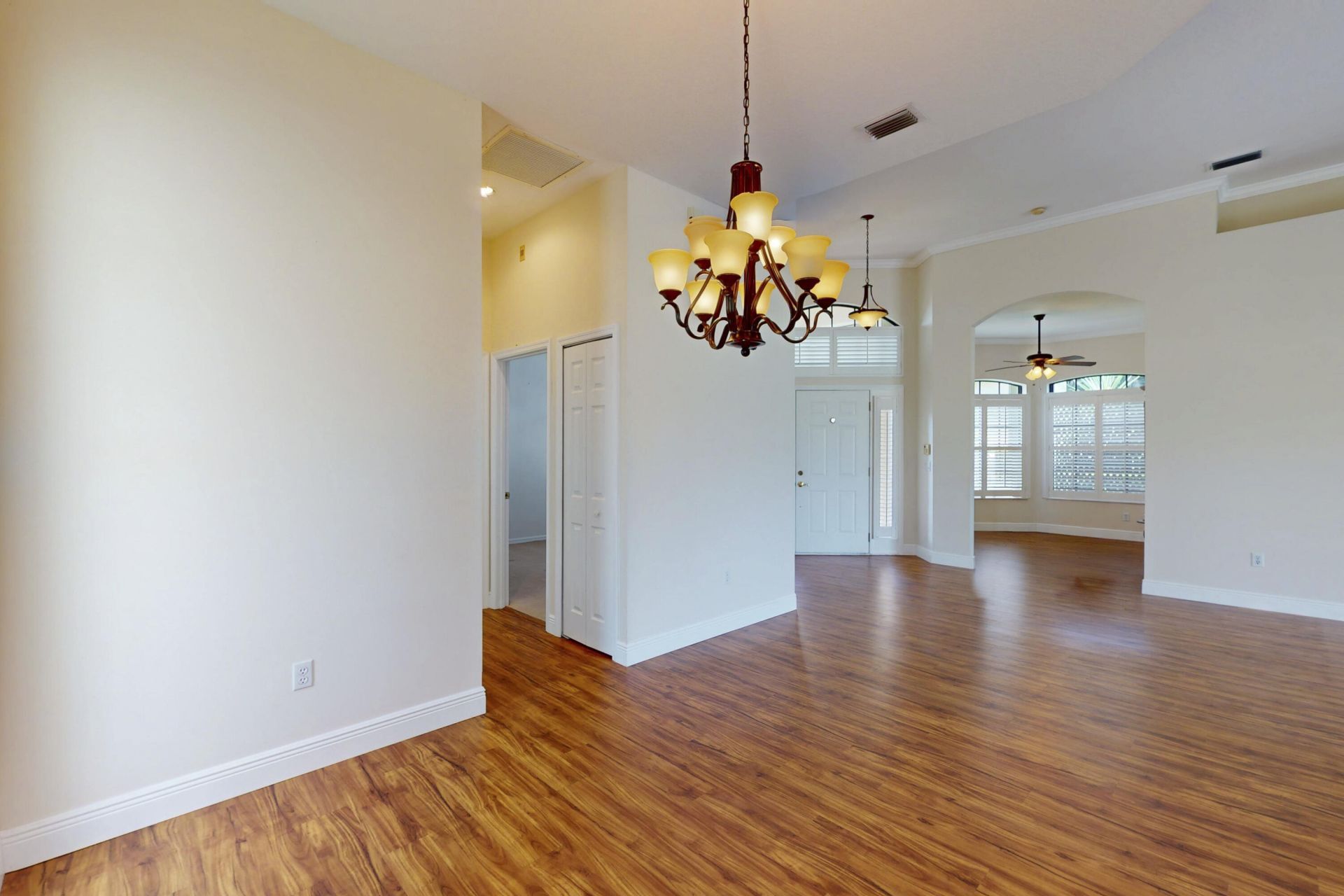 433 SW Jefferson Circle, Port Saint Lucie, FL 34986 Photo