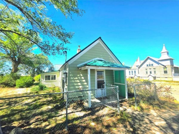 331 Lincoln Avenue , Moffat, CO 81143