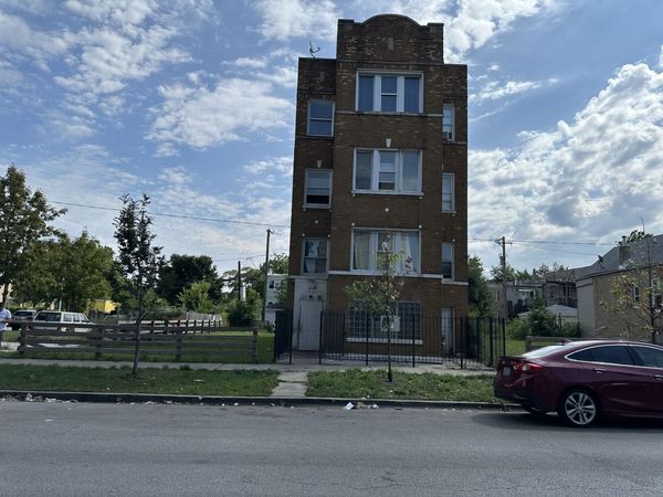 1307 S Lawndale Avenue , Chicago, IL 60623