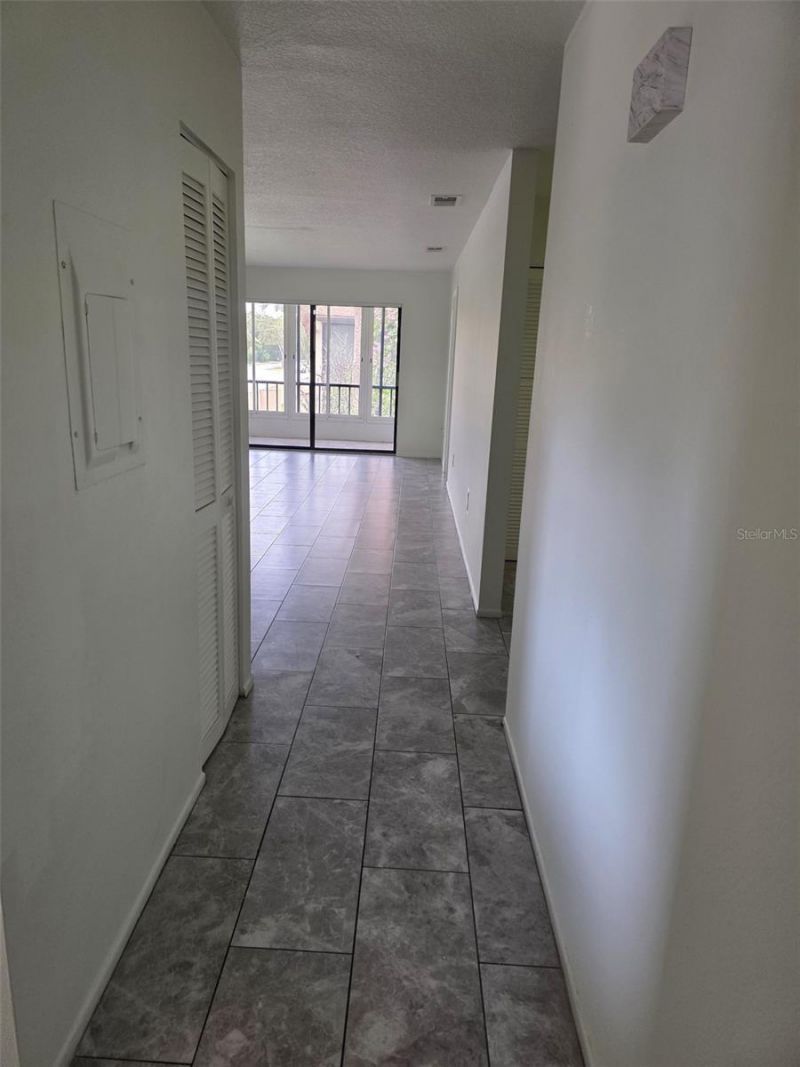 7219 Cloister Drive, Unit 202, Sarasota, FL 34231 Photo