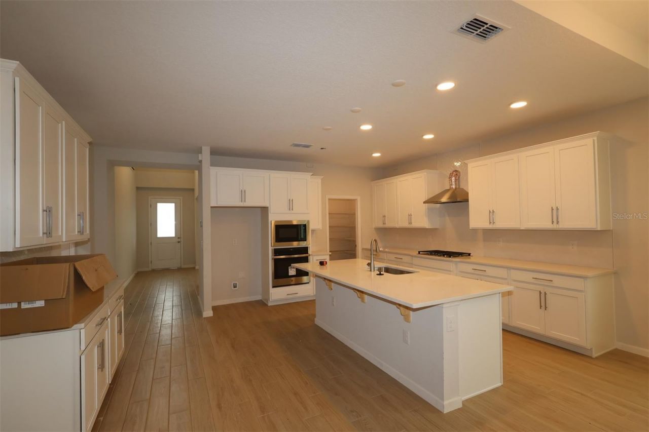 2915 Sweetgrass Lane, Zellwood, FL 32798 Photo