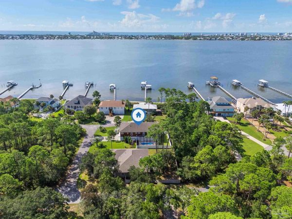 5806 Red Cedar St, Pensacola, FL 32507