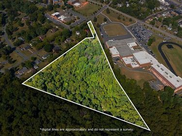 215 TAYLOR ST, Unit 2813, STAUNTON, VA 24401