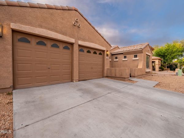 8526 W PRESTON Lane, Tolleson, AZ 85353