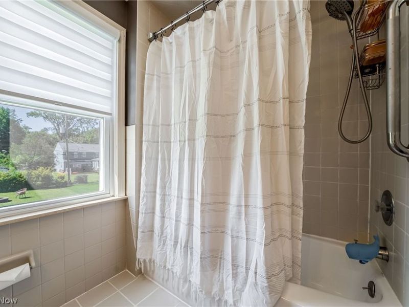 1164 Croyden Road, Lyndhurst, OH 44124 Photo 22