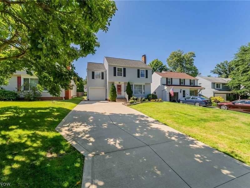 1164 Croyden Road, Lyndhurst, OH 44124 Photo 3