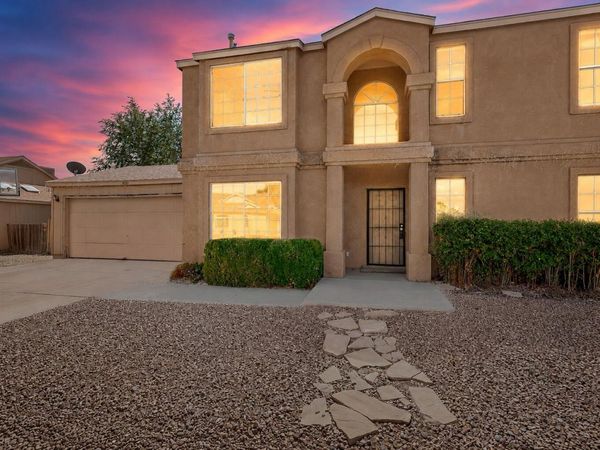 1833 Strawberry Drive NE, Rio Rancho, NM 87144