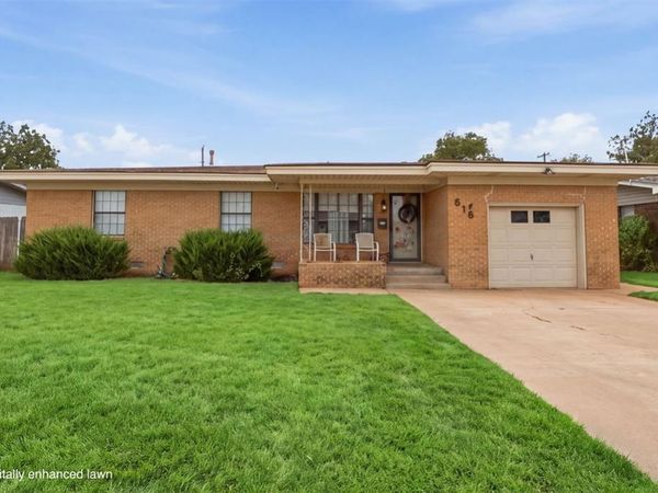 616 W Martha Street, Altus, OK 73521