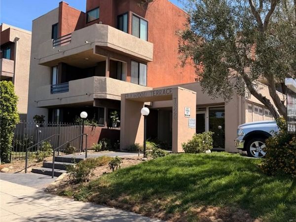 7826 Topanga Canyon Boulevard, Unit 210, Topanga, CA 91304