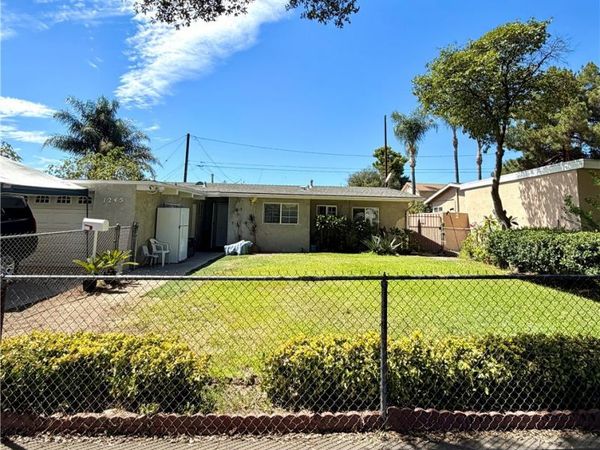 1245 Ross, Pomona, CA 91767