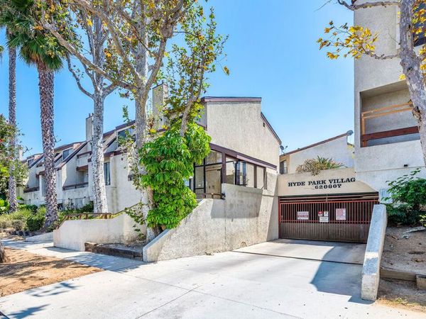 620 W Hyde Park Boulevard, Unit 111, Inglewood, CA 90302