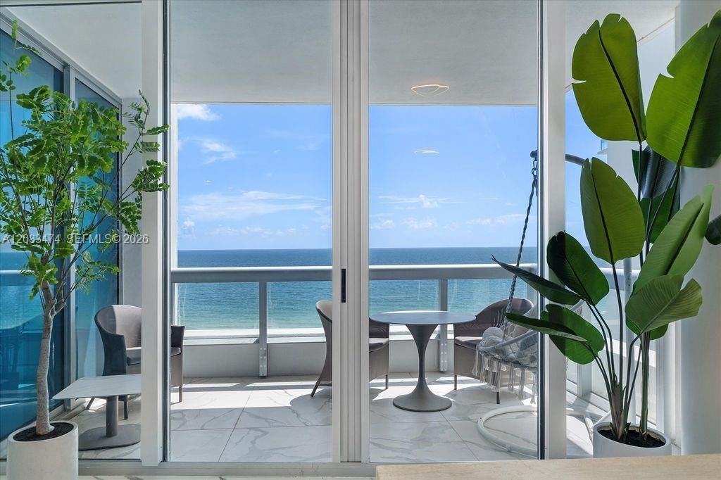 6899 Collins Ave, Unit 1008, Miami Beach, FL 33141 Photo