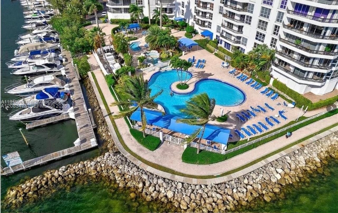3530 Mystic Pointe Dr , Unit 3003, Aventura, FL 33180 Photo