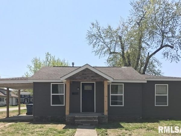 401 Washington Street , Carterville, IL 62918