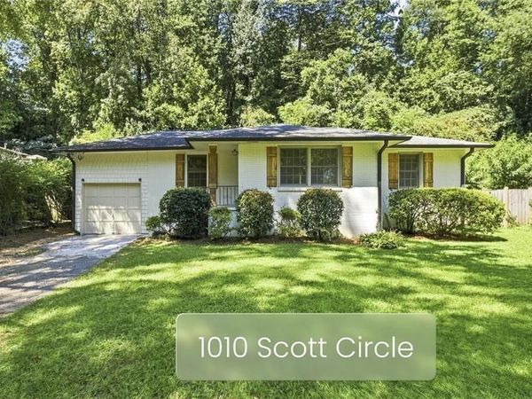 1010 Scott Circle , Decatur, GA 30033