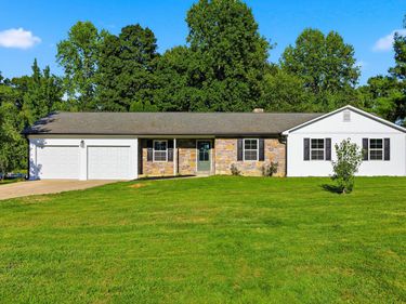2006 Wilson Lane, Lawrenceburg, KY 40342