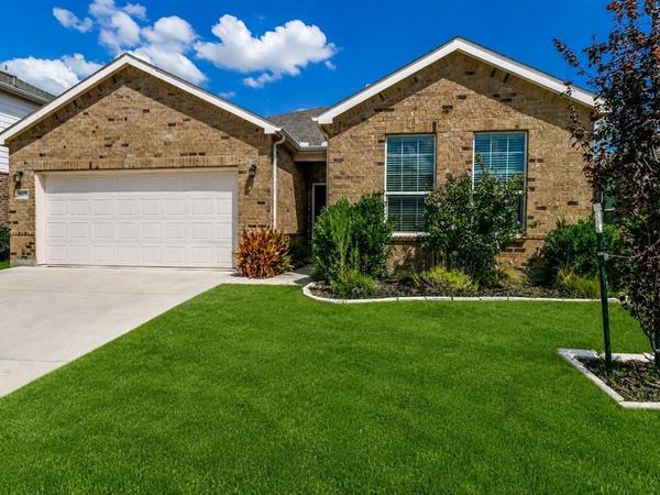 5612 Apple Grove Way , Fort Worth, TX 76123